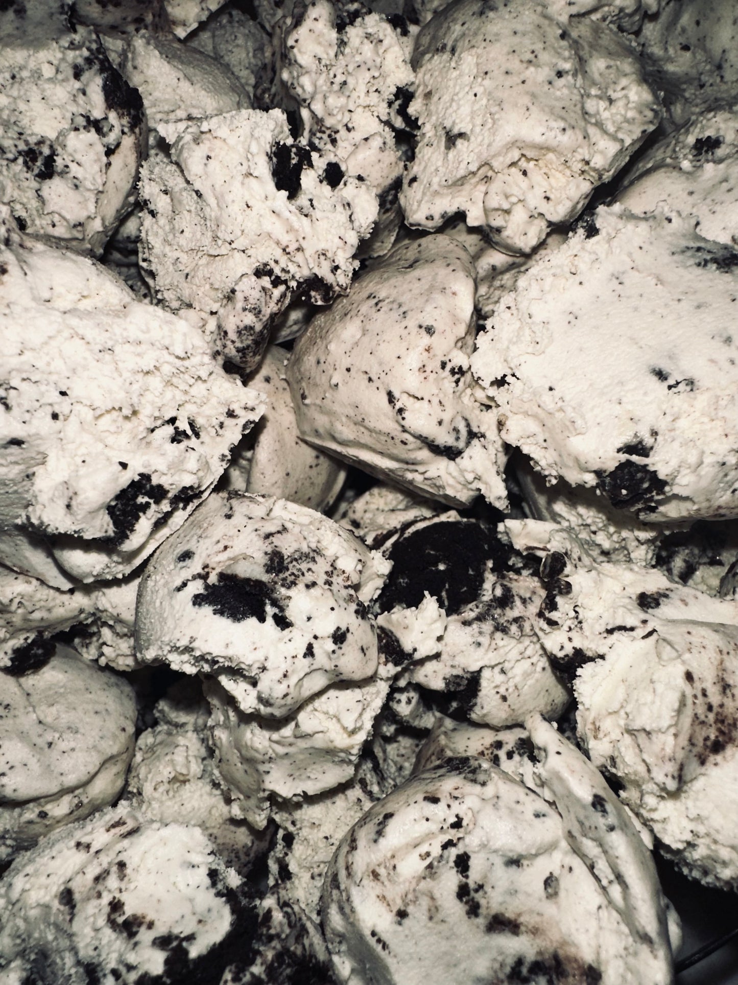 Cookies & Cream scoops